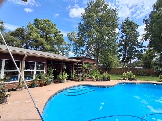 2300 Wesley Circle, Bossier City, LA 71111