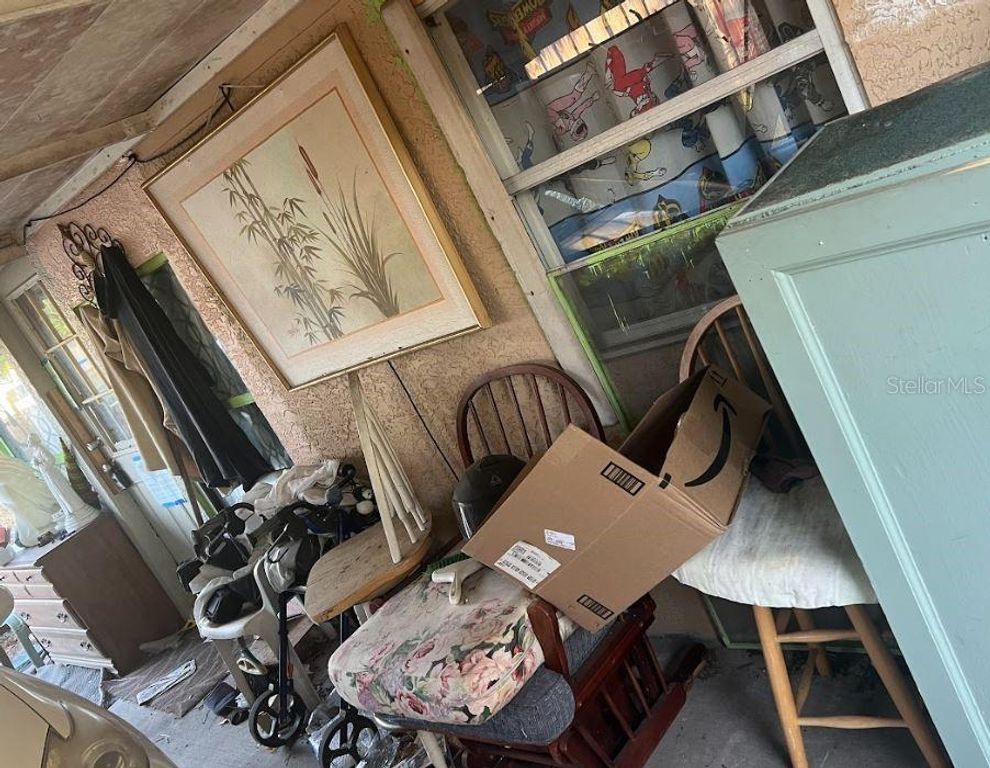 Image 5 of property listing at 4964 RENO DRIVE, Sarasota, FL 34233