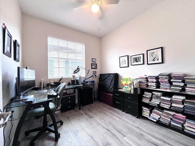 726 SW 1st Way, Pompano Beach, FL 33060