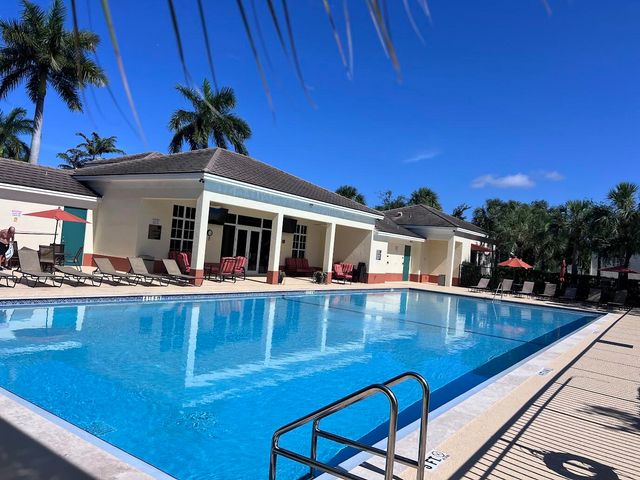 726 SW 1st Way, Pompano Beach, FL 33060