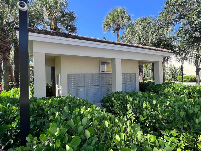 726 SW 1st Way, Pompano Beach, FL 33060