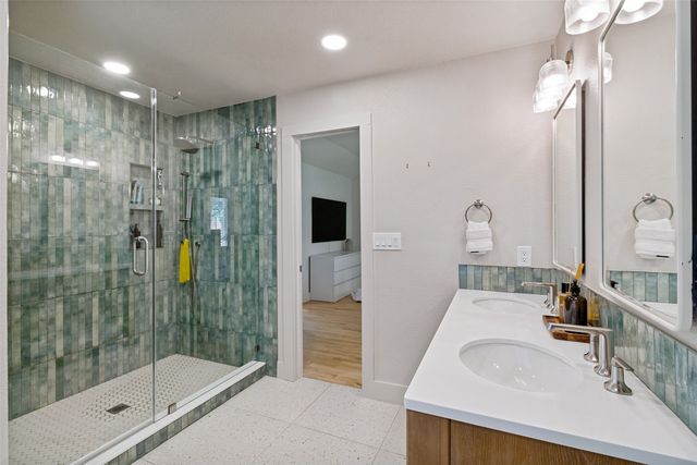 313 W Lookout Drive, Richardson, TX 75080