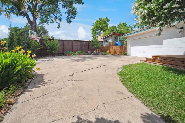 313 W Lookout Drive, Richardson, TX 75080
