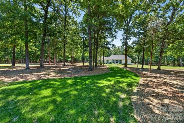 11100 Tara Oaks Drive, Mint Hill, NC 28227