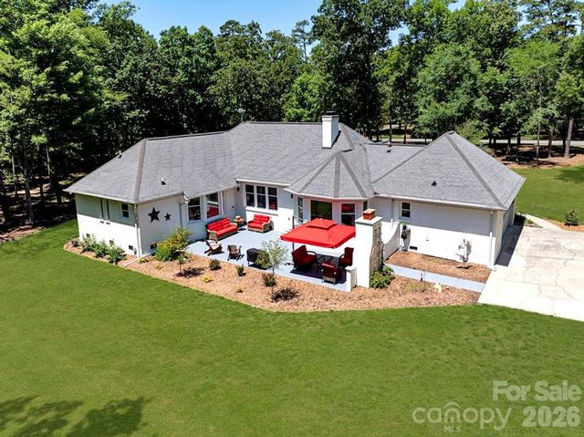 11100 Tara Oaks Drive, Mint Hill, NC 28227