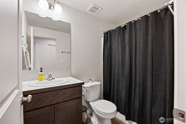 1104 W Maple Drive, Moses Lake, WA 98837