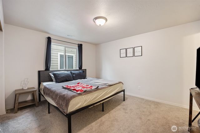 1104 W Maple Drive, Moses Lake, WA 98837