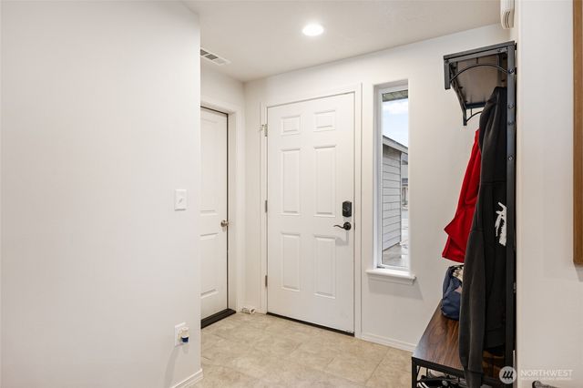 1104 W Maple Drive, Moses Lake, WA 98837