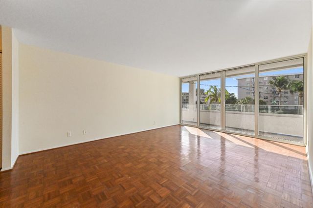 2800 S Ocean Boulevard 2-K, Boca Raton, FL 33432