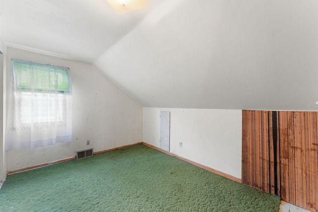695 N Oak Drive, Vadnais Heights, MN 55127