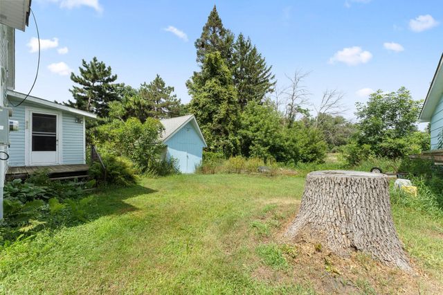 695 N Oak Drive, Vadnais Heights, MN 55127
