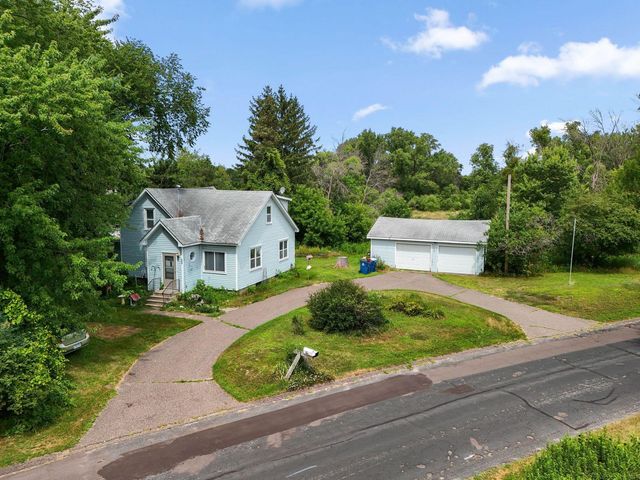 695 N Oak Drive, Vadnais Heights, MN 55127