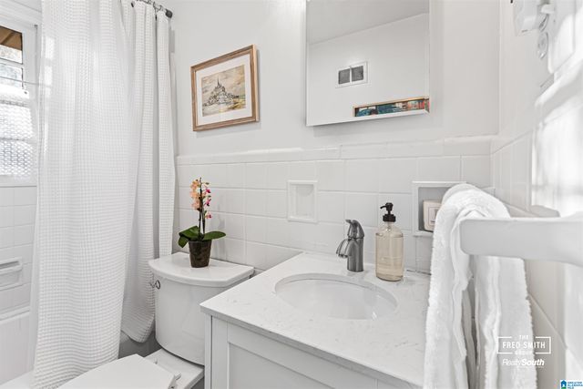 216 BEECH CIRCLE, Mountain Brook, AL 35213