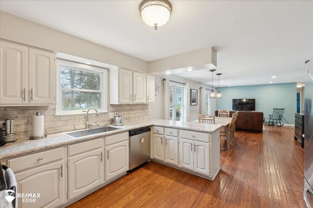 7080 Perry Road, Grand Blanc, MI 48439