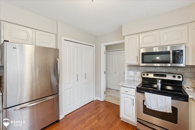 7080 Perry Road, Grand Blanc, MI 48439