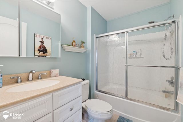 7080 Perry Road, Grand Blanc, MI 48439