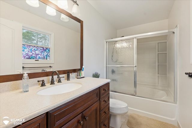 7080 Perry Road, Grand Blanc, MI 48439