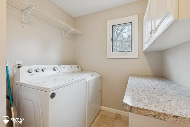 7080 Perry Road, Grand Blanc, MI 48439