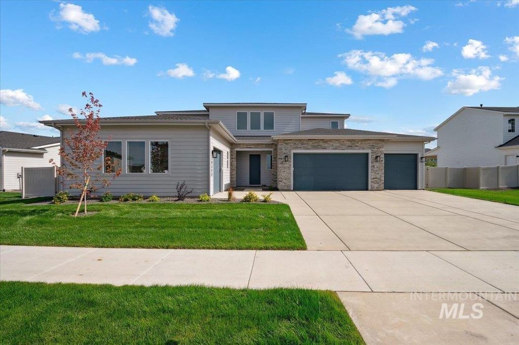 1100 W Switchgrass Dr, Meridian, ID 83634