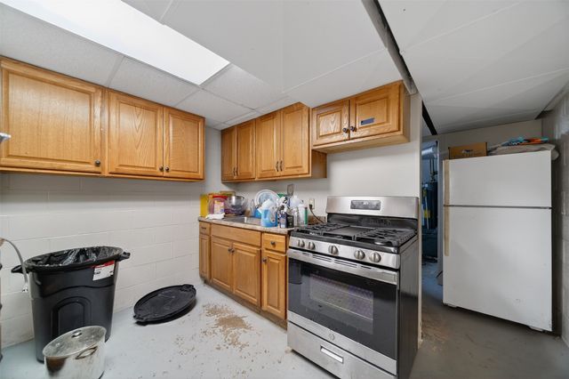 5865 CARRIAGE HILL Road, Millcreek, PA 16509