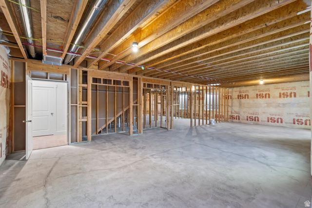 626 S 125 E, Hyde Park, UT 84318