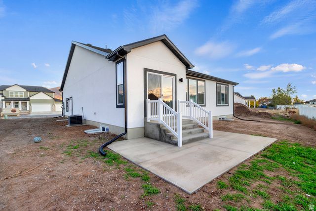 626 S 125 E, Hyde Park, UT 84318
