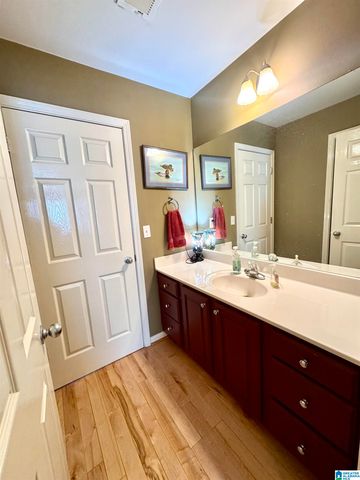 655 WYNLAKE COVE, Alabaster, AL 35007