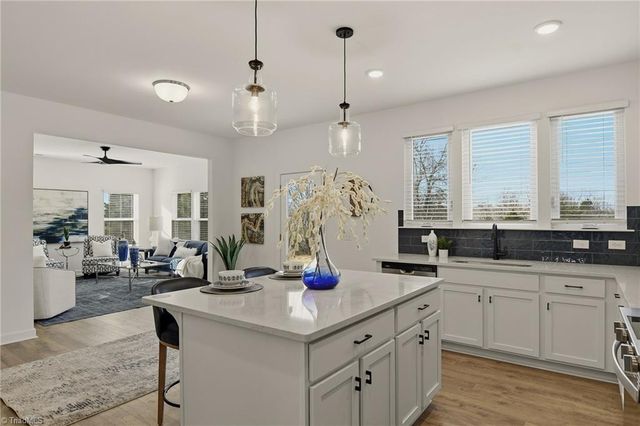 304 Sedge Garden Road 1024, Kernersville, NC 27284