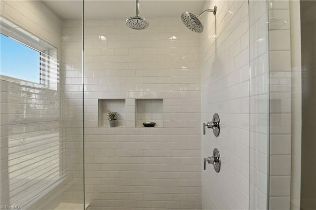 304 Sedge Garden Road 1024, Kernersville, NC 27284