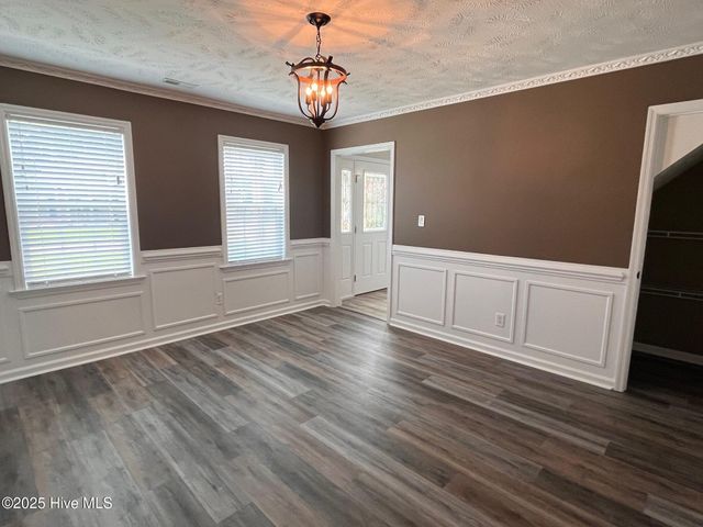 204 S River Drive, Jacksonville, NC 28540