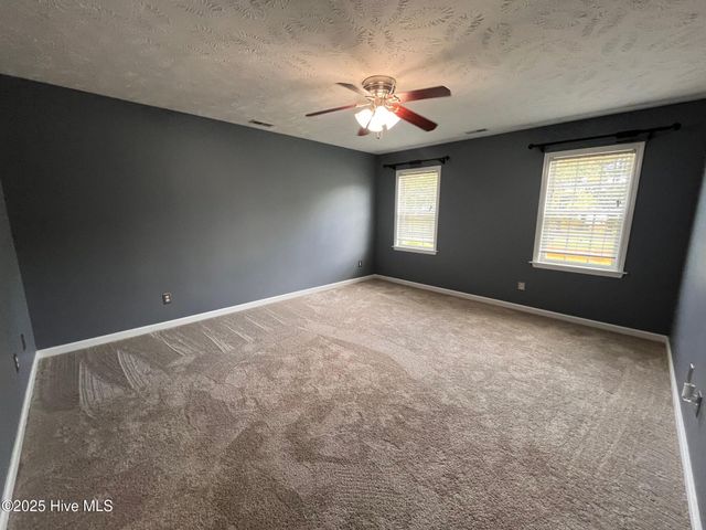 204 S River Drive, Jacksonville, NC 28540
