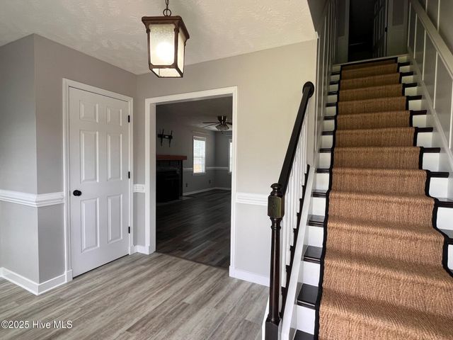 204 S River Drive, Jacksonville, NC 28540