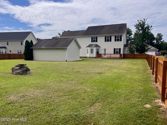 204 S River Drive, Jacksonville, NC 28540