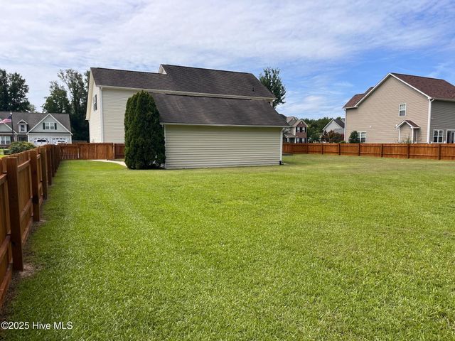 204 S River Drive, Jacksonville, NC 28540