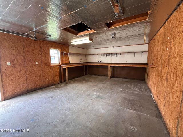 204 S River Drive, Jacksonville, NC 28540