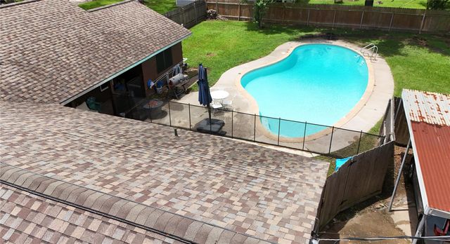 1800 Leggett Drive, Galena Park, TX 77547