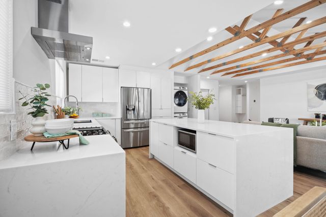 3105 Paisano TRL, Austin, TX 78745