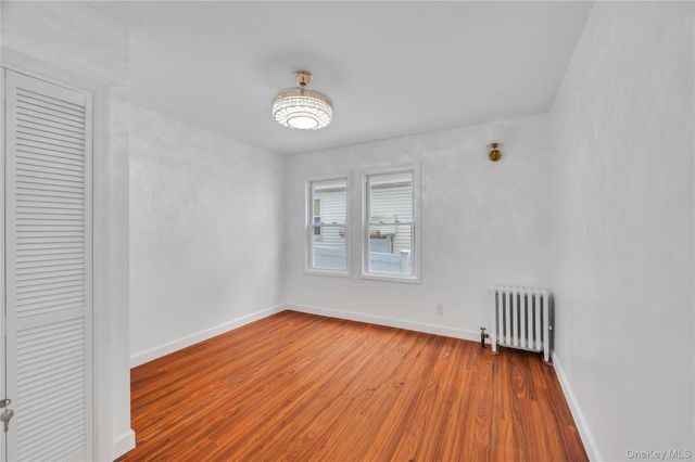 100-33 205th Street, Hollis, NY 11423