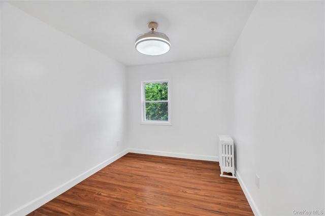 100-33 205th Street, Hollis, NY 11423