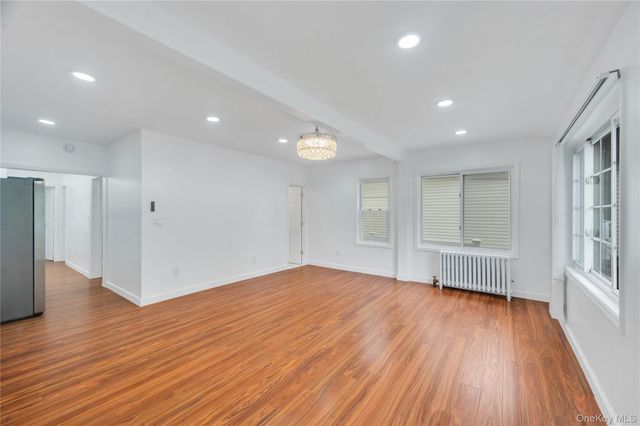 100-33 205th Street, Hollis, NY 11423