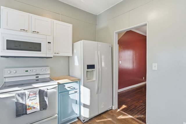 111 SE 7th, Newton, KS 67114