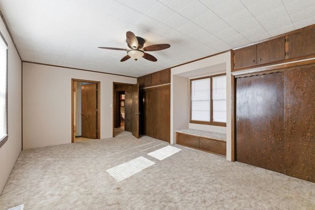 111 SE 7th, Newton, KS 67114