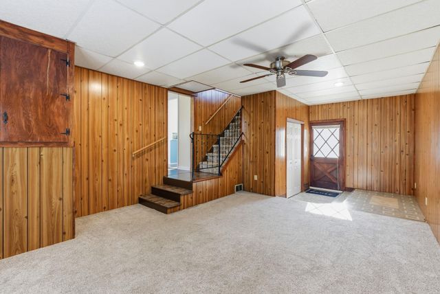 111 SE 7th, Newton, KS 67114