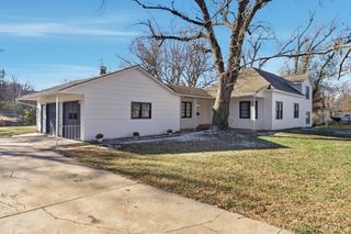 111 SE 7th, Newton, KS 67114