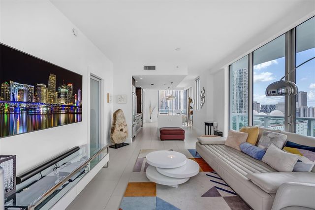 900 Biscayne Blvd 2312, Miami, FL 33132