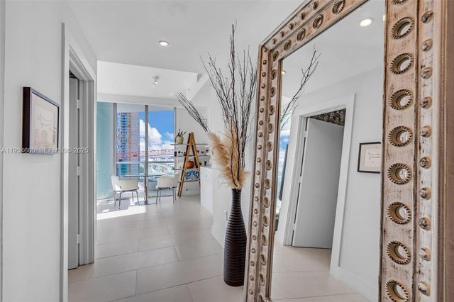 900 Biscayne Blvd 2312, Miami, FL 33132