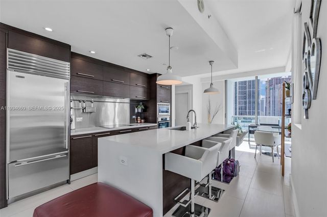 900 Biscayne Blvd 2312, Miami, FL 33132