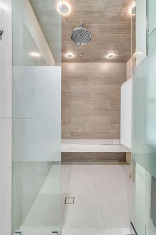 900 Biscayne Blvd 2312, Miami, FL 33132