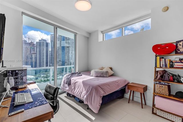 900 Biscayne Blvd 2312, Miami, FL 33132