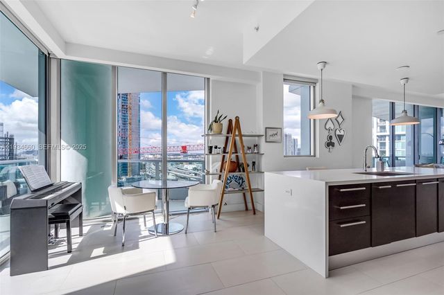 900 Biscayne Blvd 2312, Miami, FL 33132